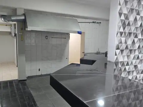 ALQUILA LOCAL PRIMER PISO LINIERS