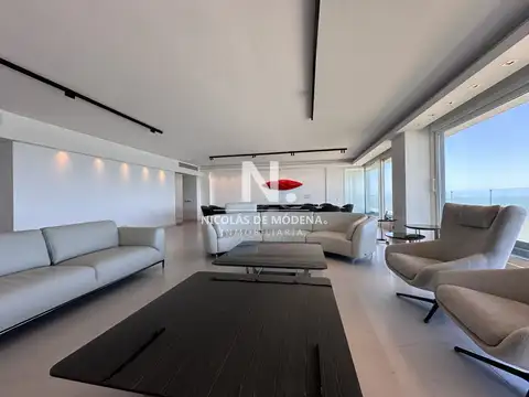 Departamento en Venta en Playa Brava, USD 3.450.000
