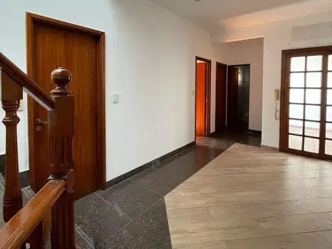 Casa en Alquiler de 3 dormitorios
