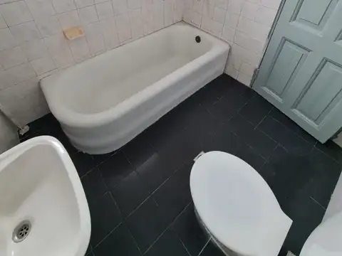 Depto Tipo Casa 2 ambientes con 1 baño