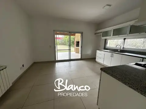 Casa  en Venta en Santa Catalina, Villanueva, Tigre