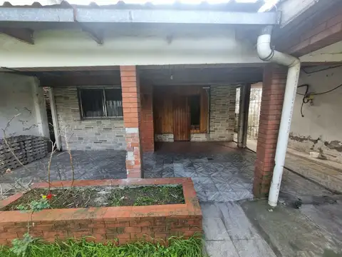 Casa en Venta en José Mármol, USD 99.900