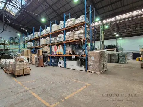 Depósito - Galpón 1800 m2.  en La Boca - ALQUILER