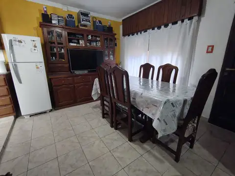 Depto Tipo Casa en Venta en Lanús Oeste, USD 62.000
