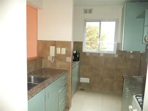 Departamento en Alquiler en Banfield, $ 800.000