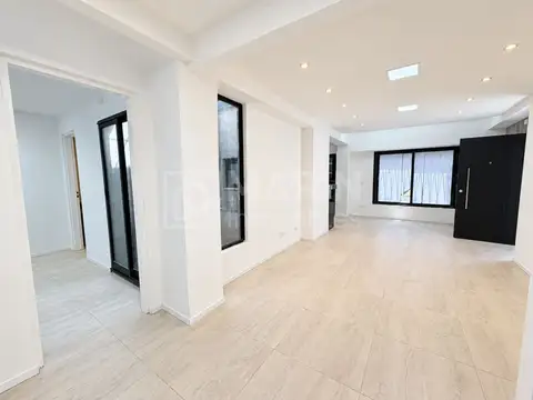 Depto Tipo Casa en Venta en Carapachay, USD 175.000