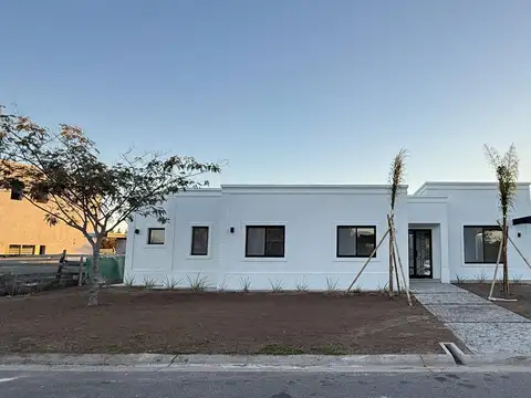 Casa a la Laguna BARRIO SAN MATIAS Area 1