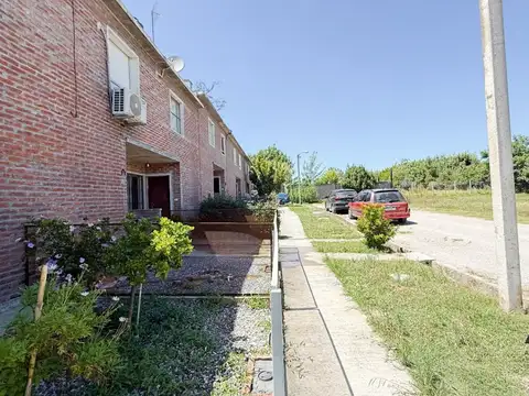 VENTA APARTAMENTO DÚPLEX COOPERATIVA DOS DORMITORIOS JARDIN FONDO PUNTA RIELES