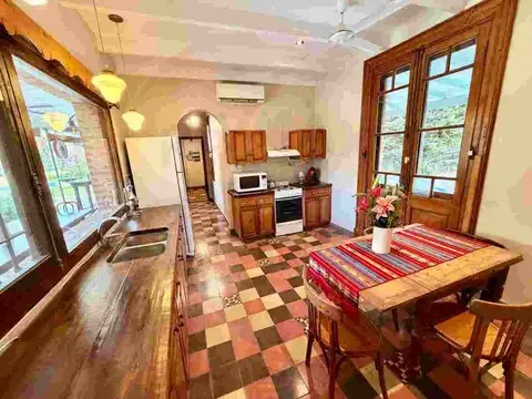 VENTA CASA 5 AMBIENTES CHACRAS DE LA CRUZ CENTRAL