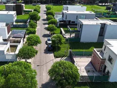 Terreno en Venta 10  mts Frente