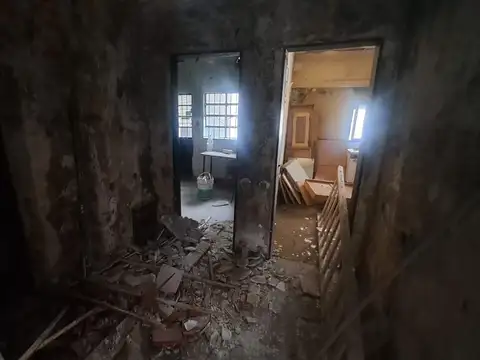 Depto Tipo Casa en Alquiler de 4 ambientes