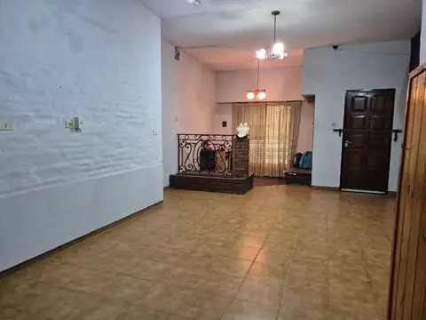 Casa en Venta en Caseros, USD 138.000