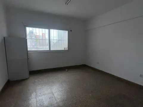 Oficina - Alquiler - Argentina, La Matanza - ALMAFUERTE 3126