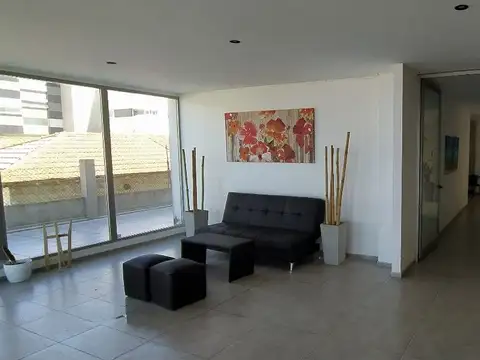 Av Costanera 700, Piso 2