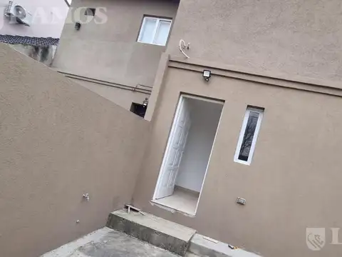 Casa en Alquiler en Pilar, $ 800.000