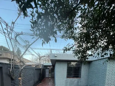 LAMADRID 3300