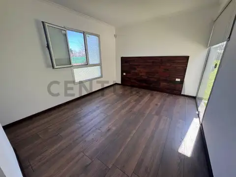 Casa de 3 dormitorios en Alquiler  en Etcheverry