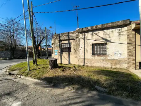 Depto Tipo Casa en Venta con 2 cocheras
