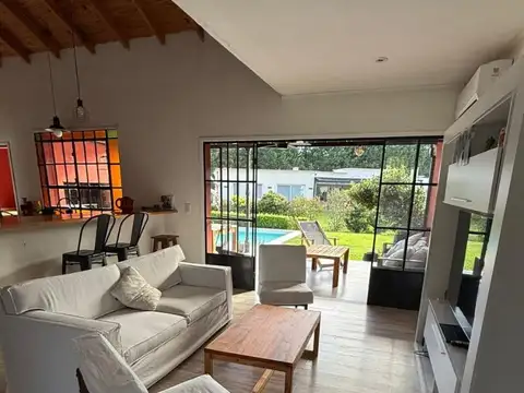 Casa en Alquiler de 3 dormitorios