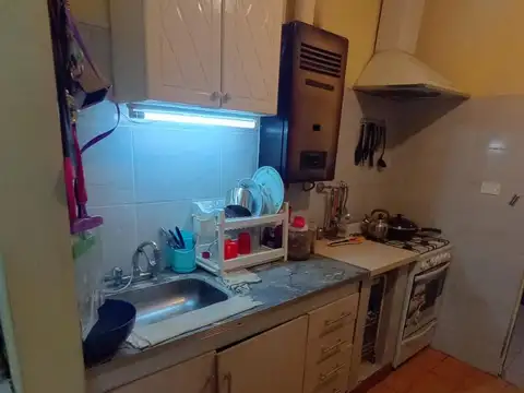 Depto Tipo Casa en Venta 80 años