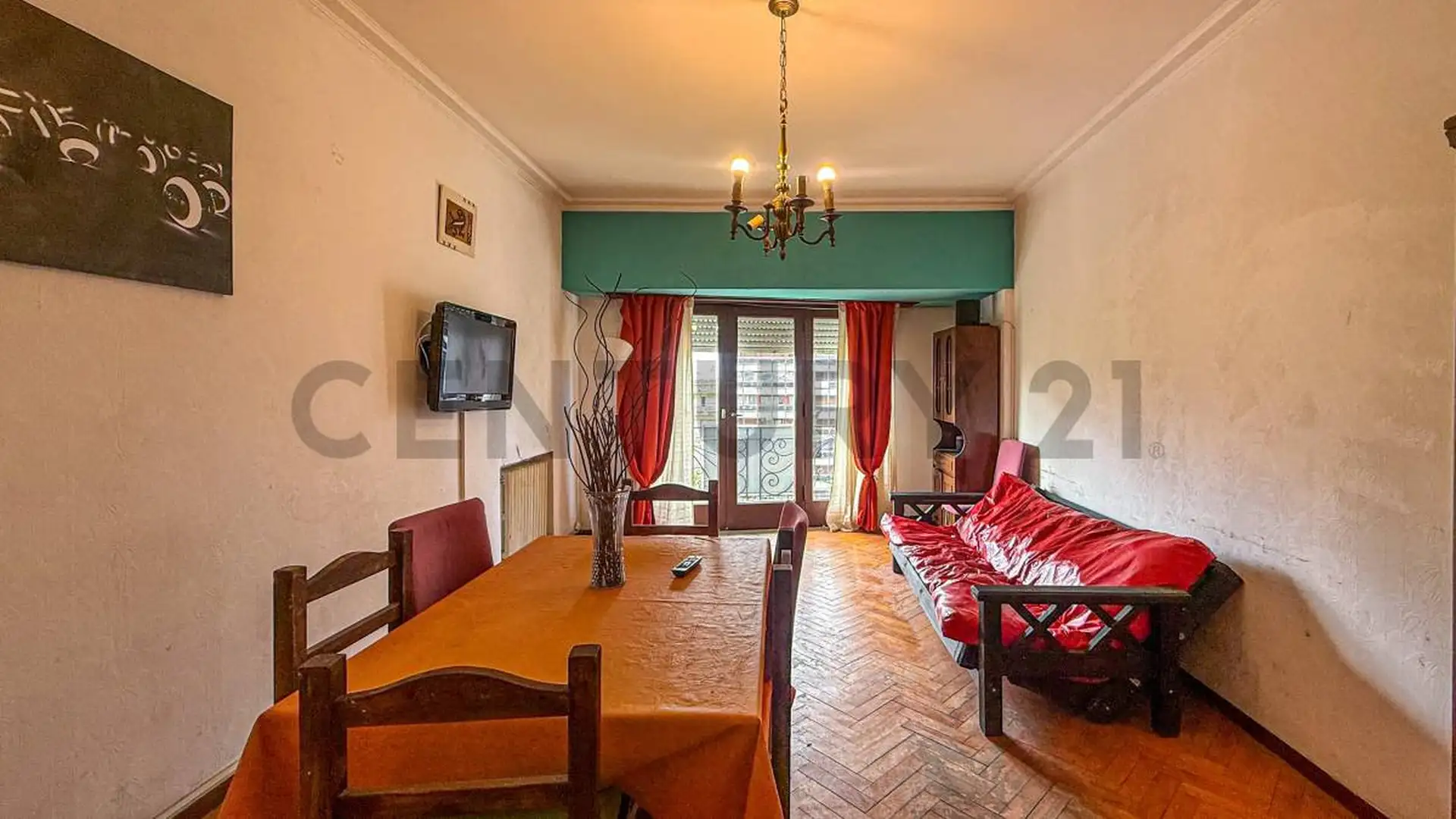 VENTA SEMIPISO 3 AMBIENTES CON DEPENDENCIA EN EDIFICIO SEÑORIAL - DIAGONAL ALBERDI SUR