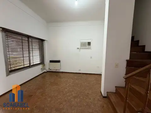VENTA CASA 4 AMBIENTES + DEPARTAMENTO 2 AMBIENTES – MERLO CENTRO