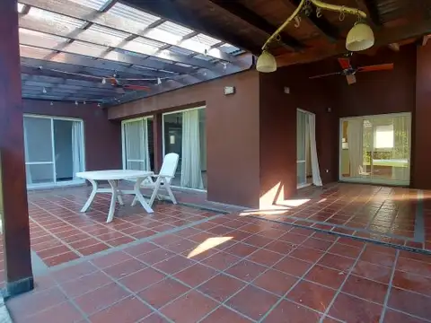 ALQUILER o VENTA  - 3 DORM. Y POSIBILIDAD DE UN 4to.