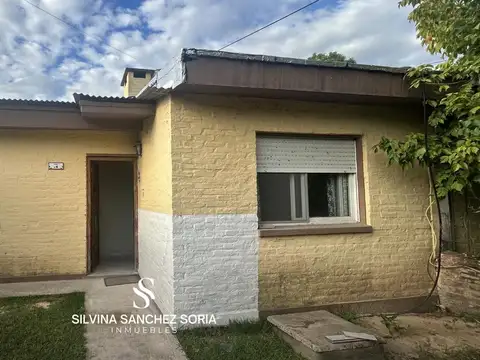 CASA EN VENTA 4 AMBIENTES EN LOS CARDALES