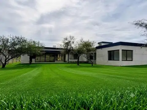 Casa en Venta en Estancia El Terron, USD 750.000