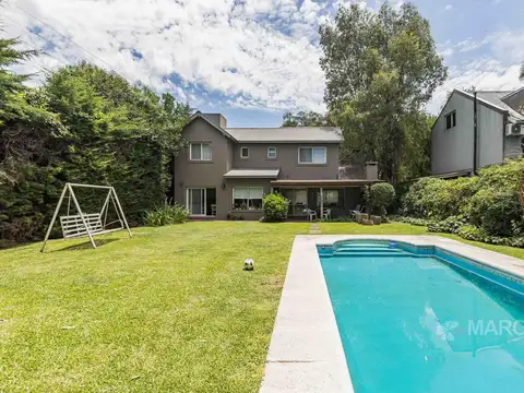 CASA EN VENTA EN BARRIO PRIVADO LOS ANGELES - MAROTO PROPIEDADES