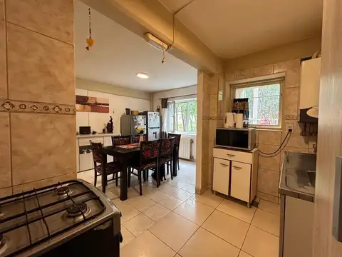 EN VENTA DEPTO 3 DORM TIRA 3 BARRIO 80 VIVIENDAS 