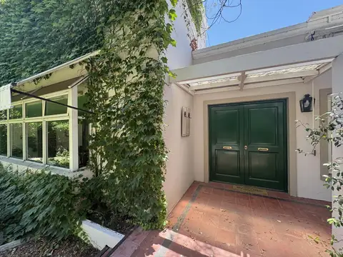 Venta | Casa Chacras de Murray, Pilar | 4 dormitorios  | Lote único