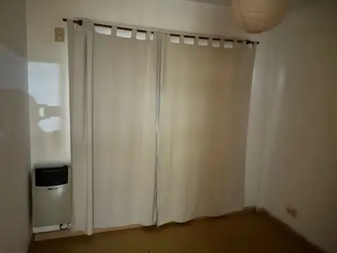 Departamento en Alquiler en Florida Mitre/Este, $ 650.000