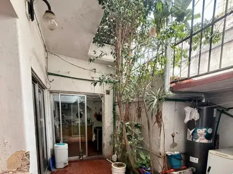 Paroissien 2751 , Piso PB