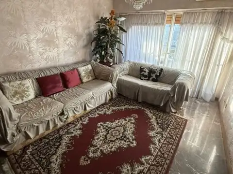 VENTA DEPTO 4 AMBIENTES CON COCHERA BALCON ALMAGRO