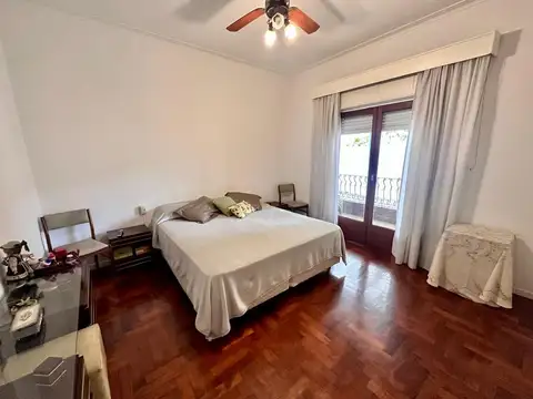 Casa 6 ambientes con 1 baño