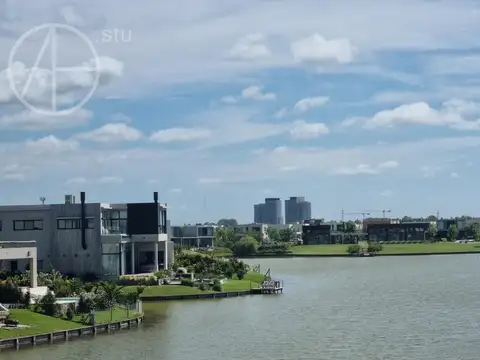 Terreno en Venta 32  mts Frente