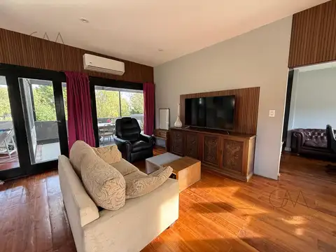 Casa en Alquiler en Mar del Plata, USD 1.700