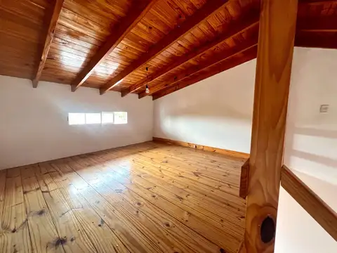 Depto Tipo Casa en Alquiler de 1 dormitorio