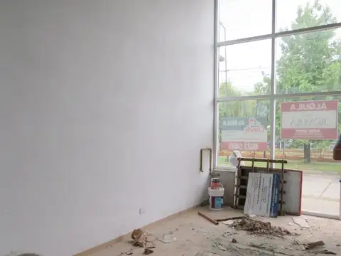 Local en Venta en Ituzaingo, USD 90.000