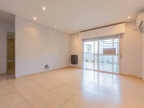 VENTA DEPARTAMENTO 3 AMBIENTES-PATIO VILLA URQUIZA