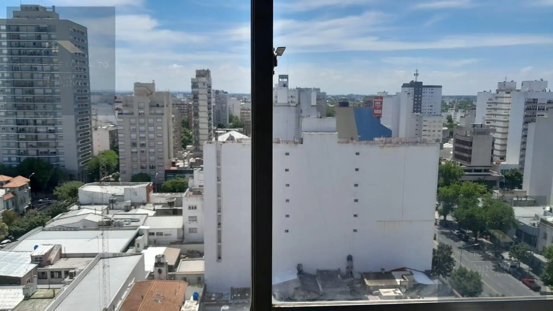 Depto 1 amb, 23m² en alquiler, piso 14, Avda. Luro