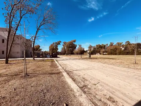 Terreno en Venta 42  mts Fondo