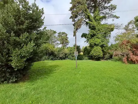 Amplio lote de 600mts² en venta, en Sierra de Los Padres!