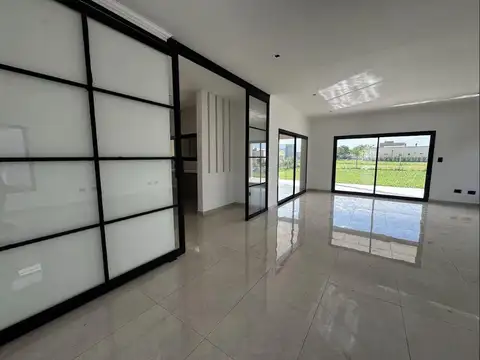 Casa en San Pablo, Pilar