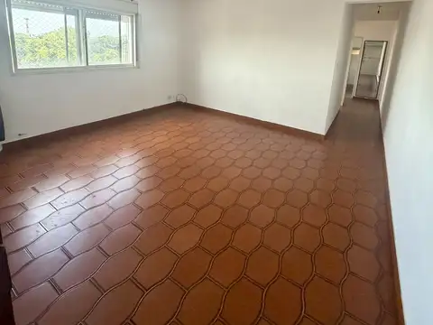 Av Gral Jose Maria Paz 13100