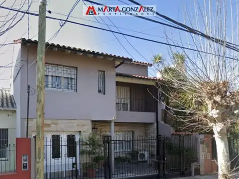 Excelente casa cercana a la estación Ramos Mejía