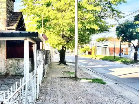 Rivadavia  al 2400, Los Polvorines