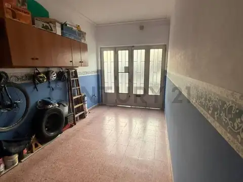 Depto Tipo Casa en Venta de 5 ambientes