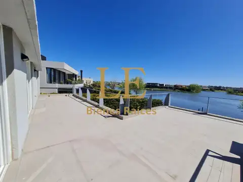Casa en Alquiler en El Cantón - Barrio Islas, USD 2.500